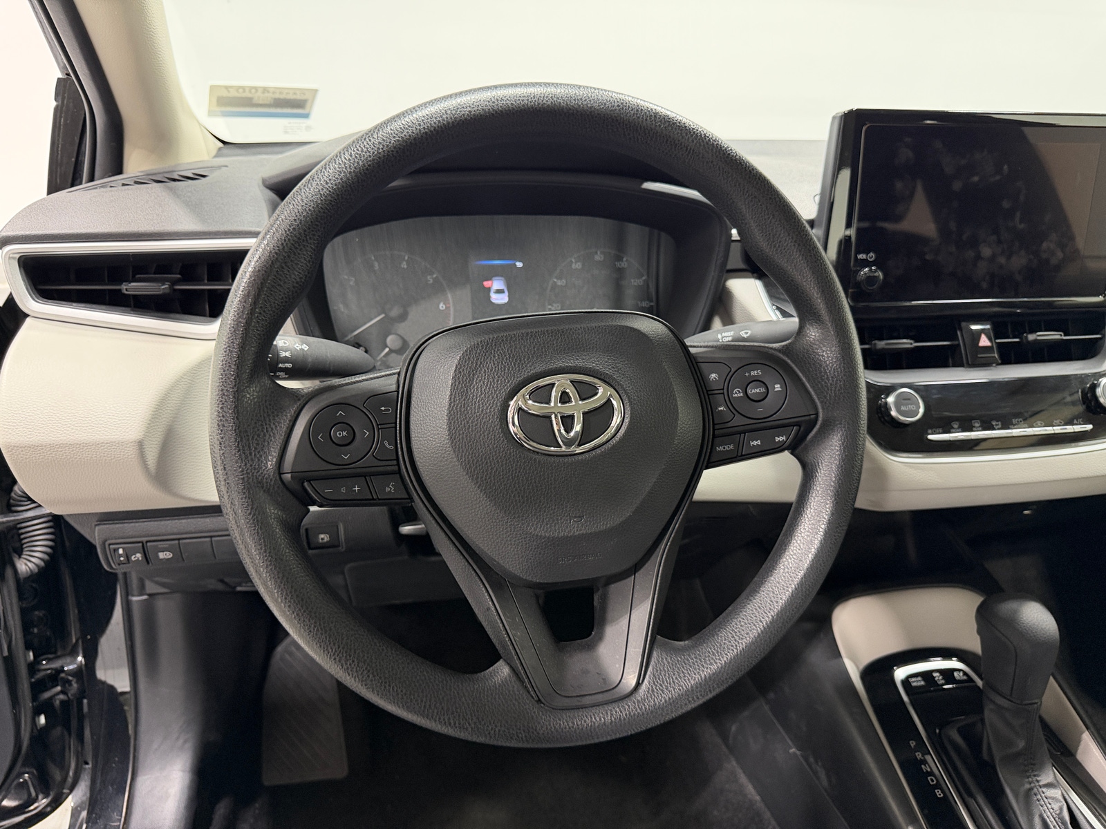 Thumbnail: 2023 Toyota Corolla - 5