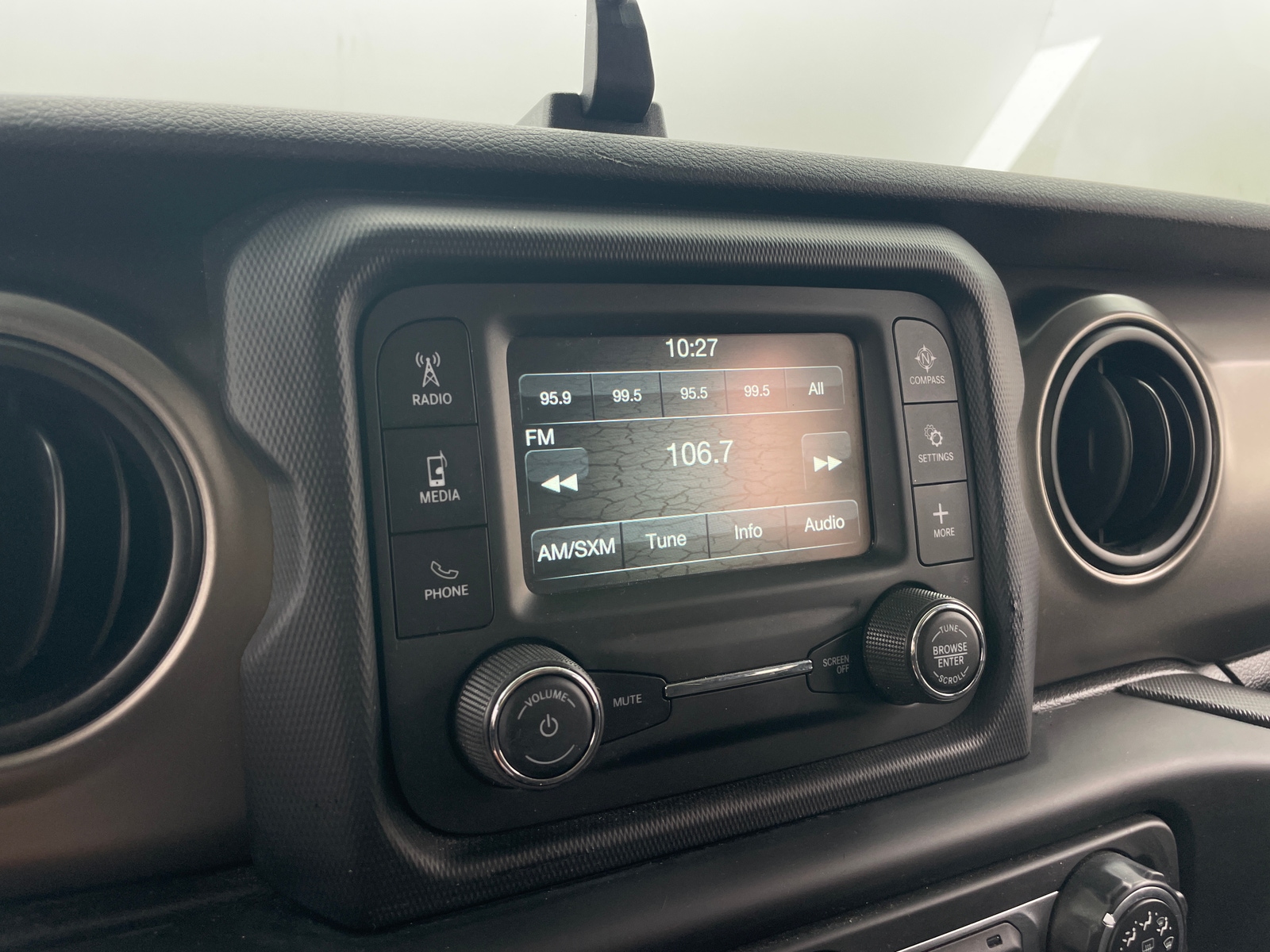 Thumbnail: 2019 Jeep Wrangler - 4