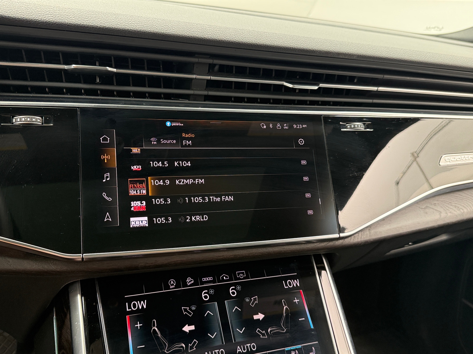 Thumbnail: 2021 Audi Q8 - 3