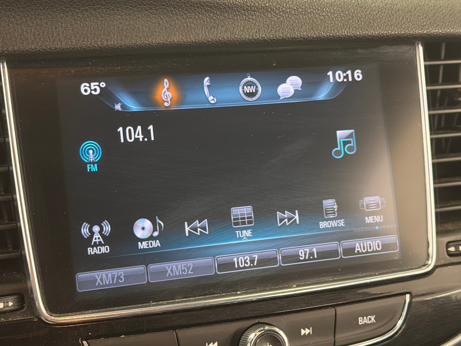 Thumbnail: 2017 Buick Encore - 3