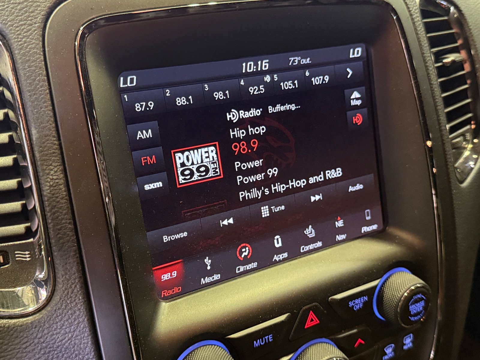 Thumbnail: 2019 Dodge Durango - 3