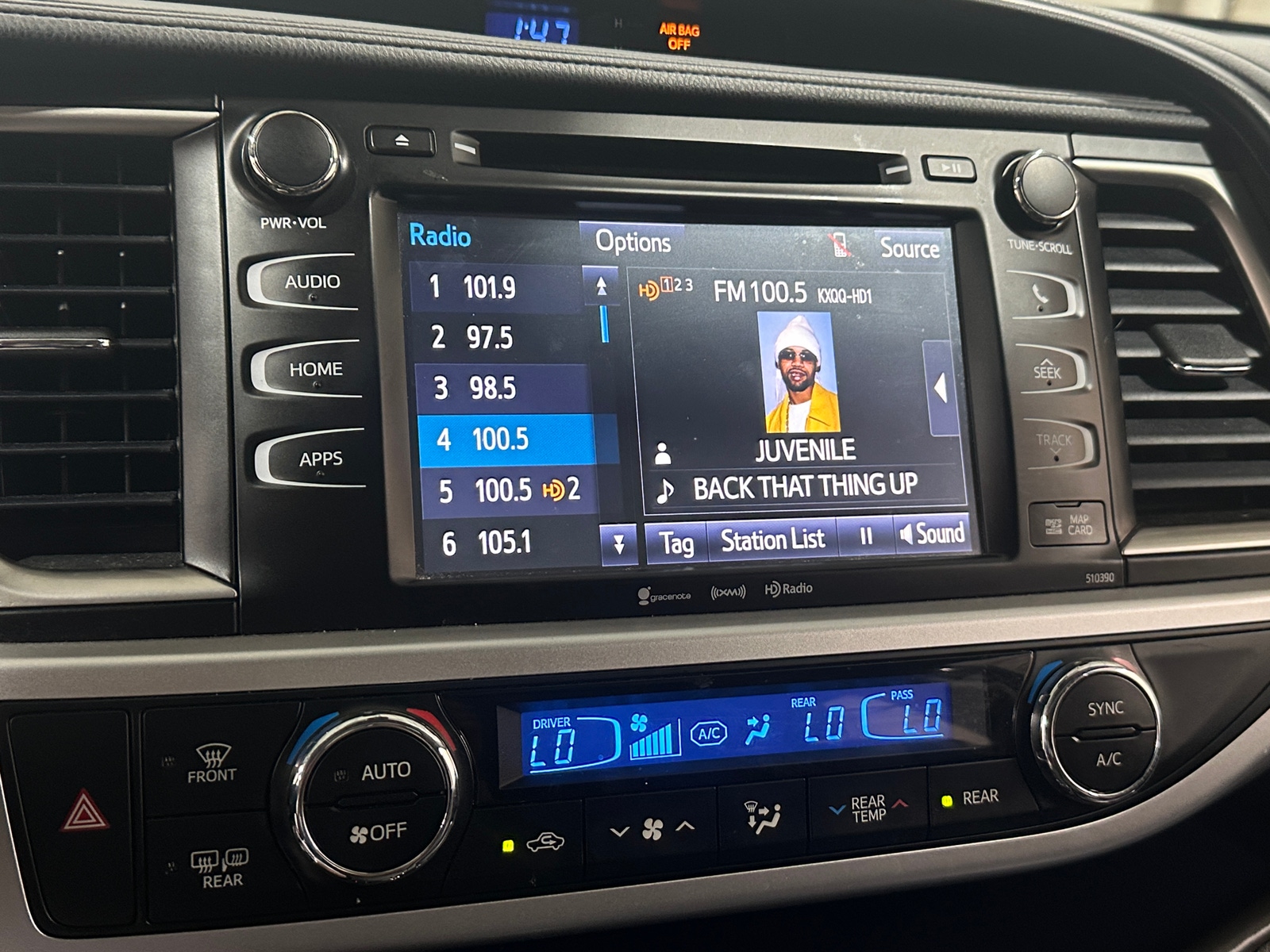 Thumbnail: 2019 Toyota Highlander - 3