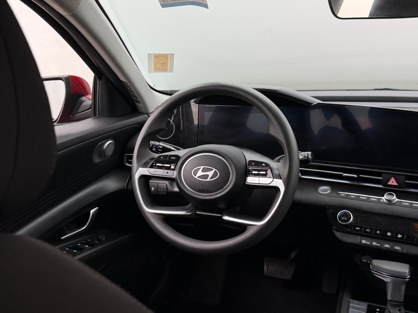 Thumbnail: 2024 Hyundai Elantra - 5