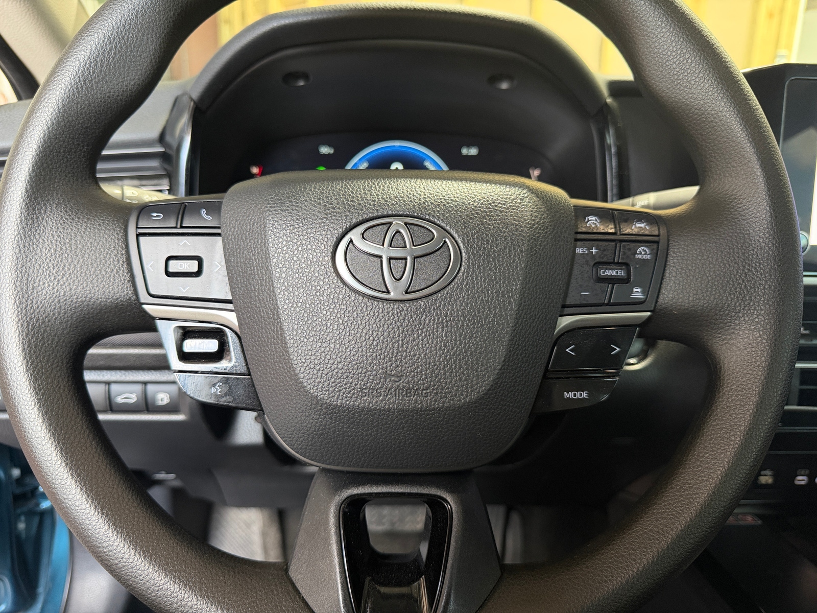 Thumbnail: 2025 Toyota Camry - 5