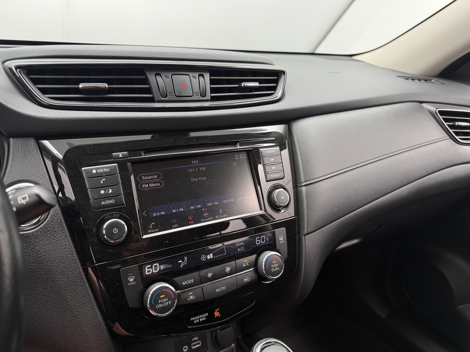 Thumbnail: 2020 Nissan Rogue - 4
