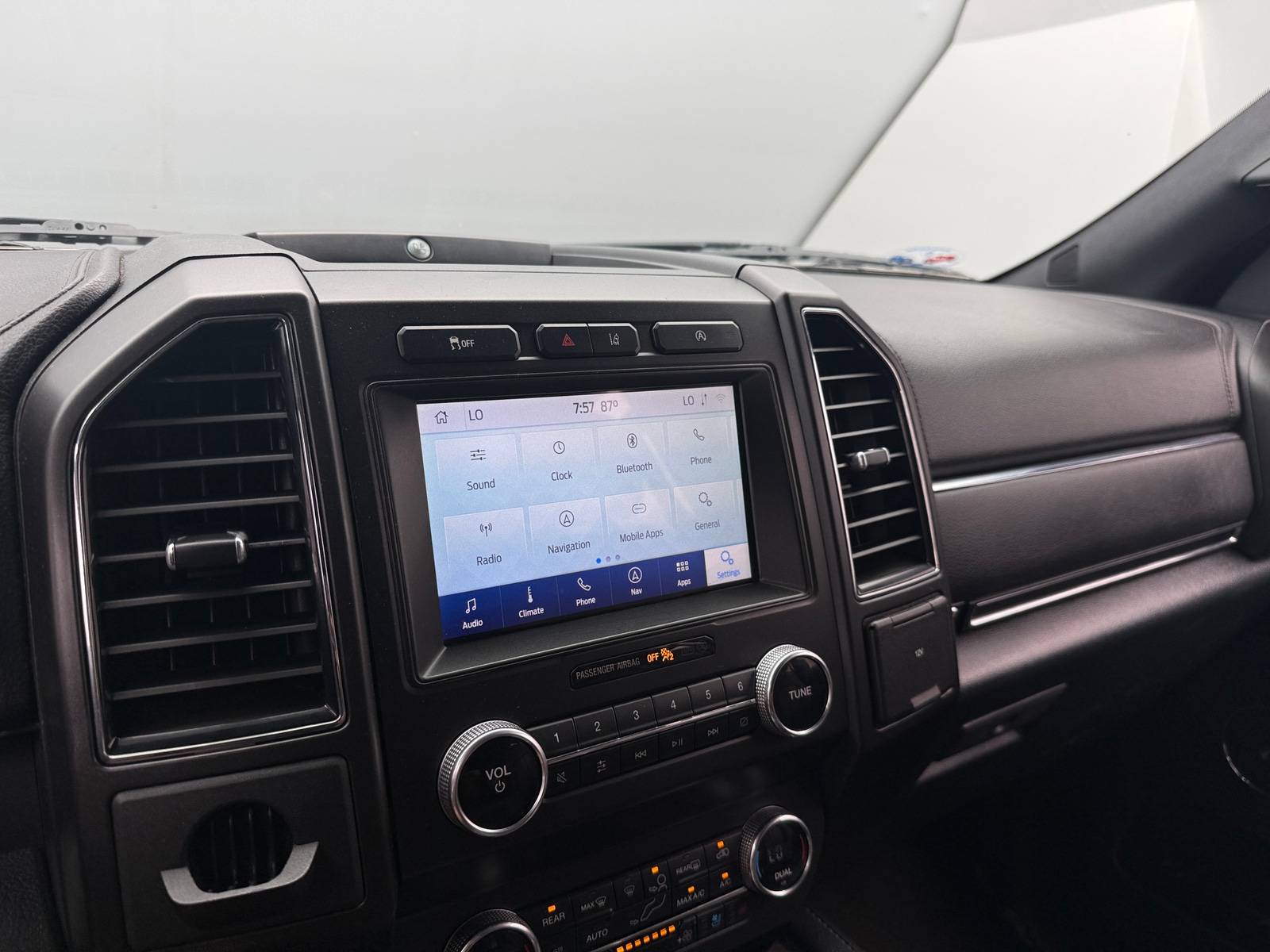 Thumbnail: 2020 Ford Expedition MAX - 3