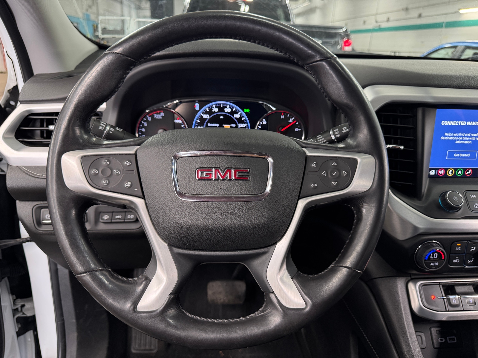 Thumbnail: 2022 GMC Acadia - 4