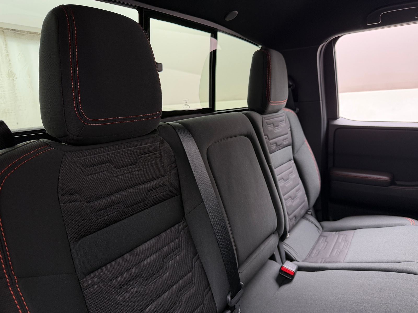 Thumbnail: 2024 Nissan Frontier - 6