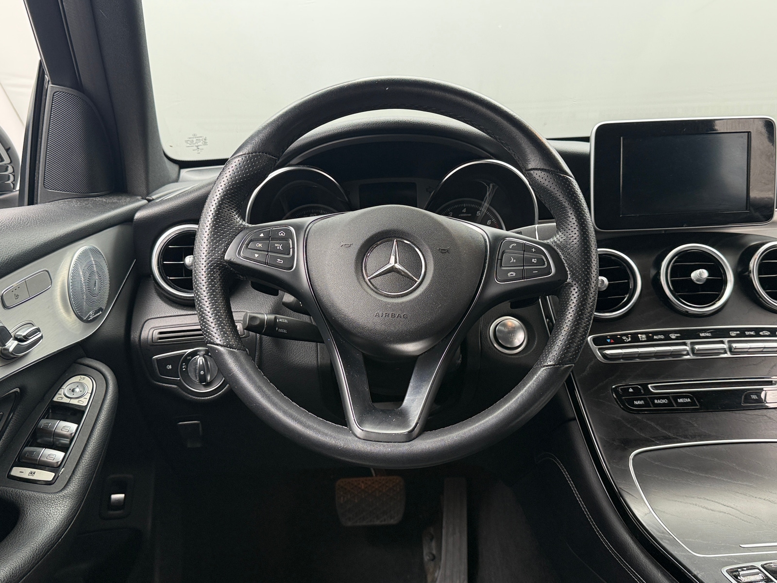 Thumbnail: 2019 Mercedes-Benz GLC - 4
