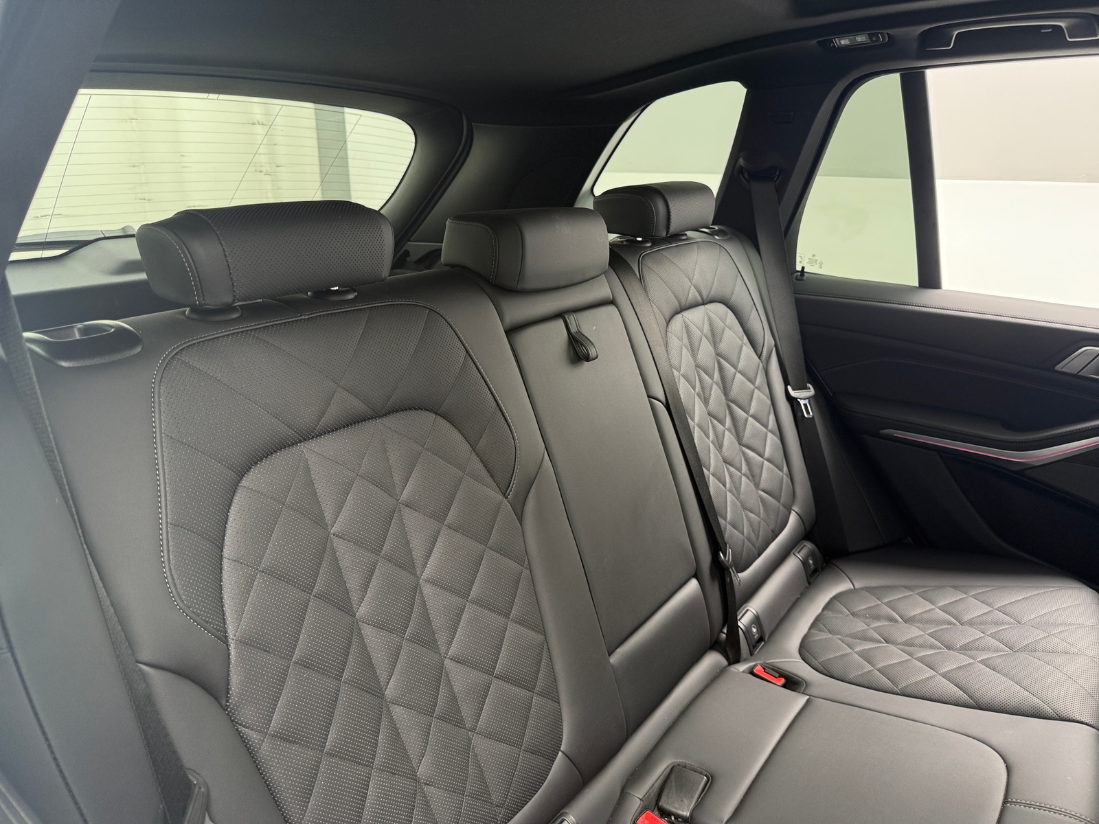 Thumbnail: 2026 BMW X5 - 5
