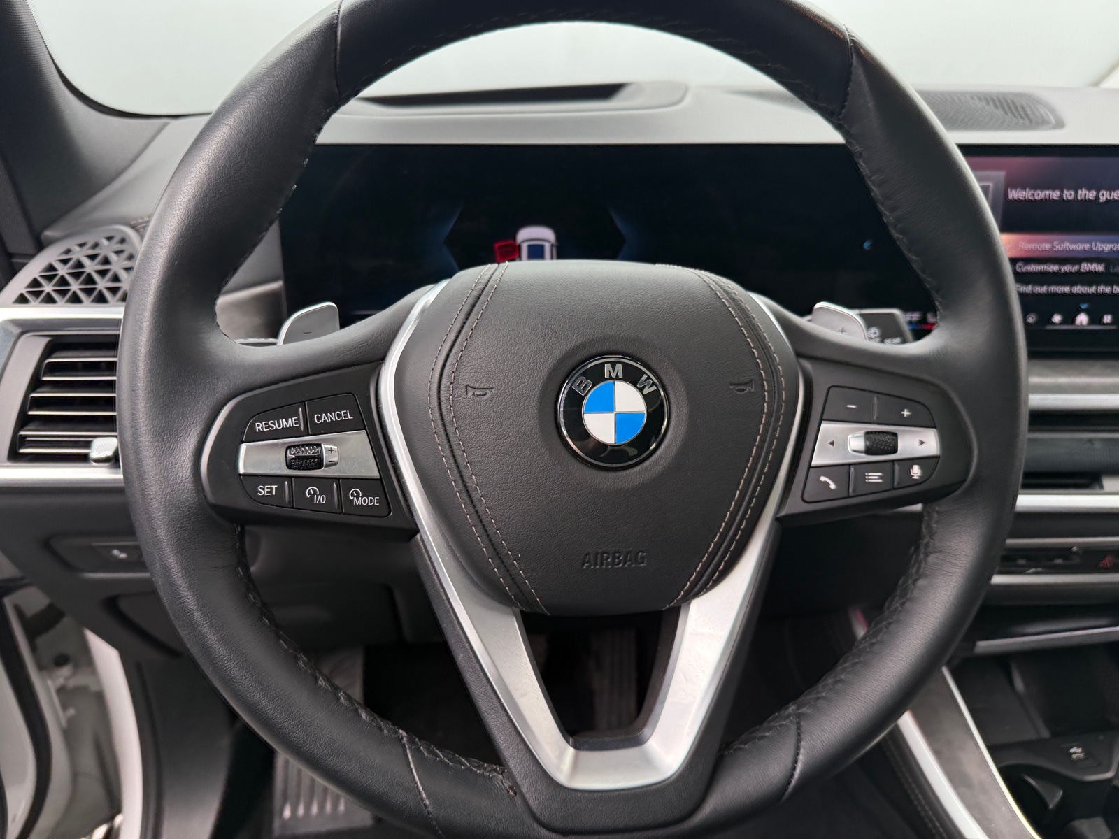 Thumbnail: 2026 BMW X5 - 4