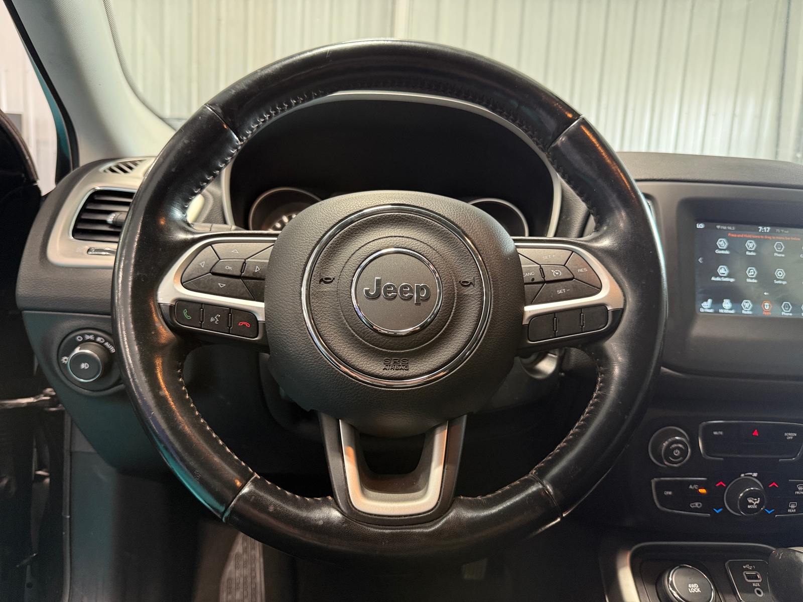 Thumbnail: 2019 Jeep Compass - 5