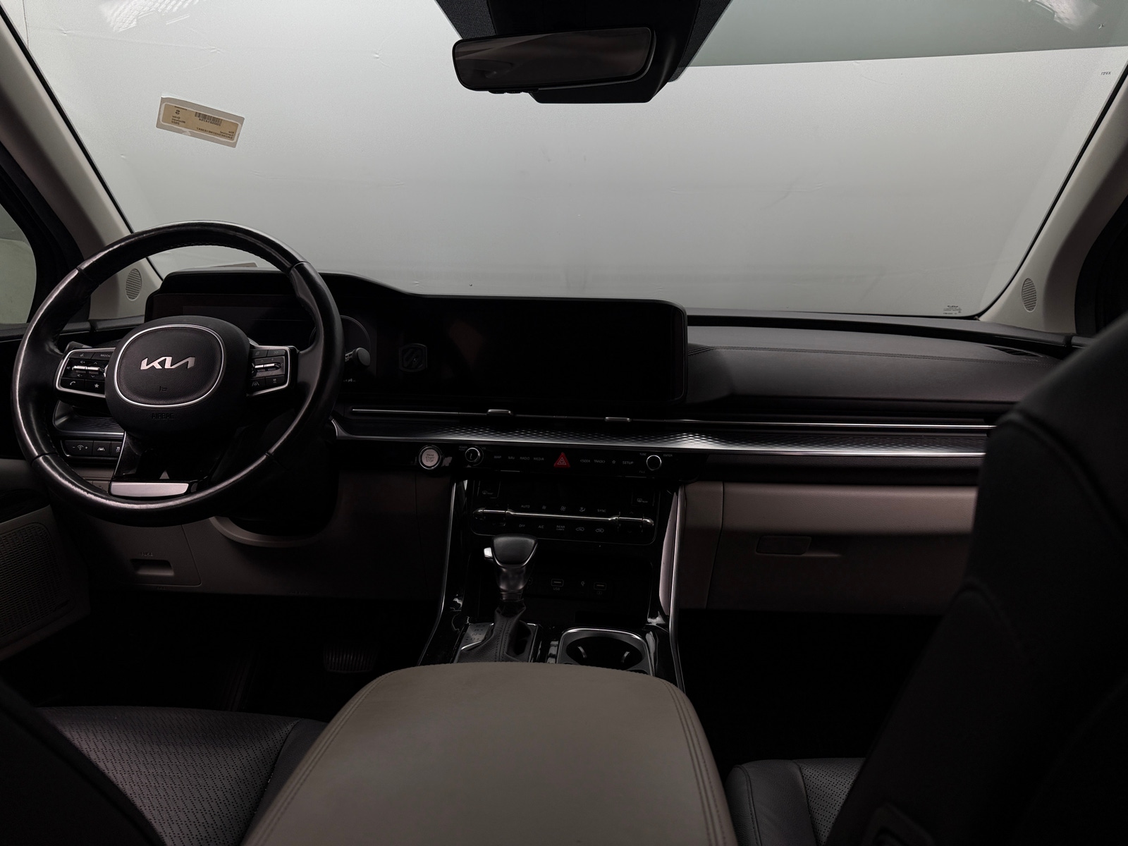 Thumbnail: 2022 Kia Carnival - 2