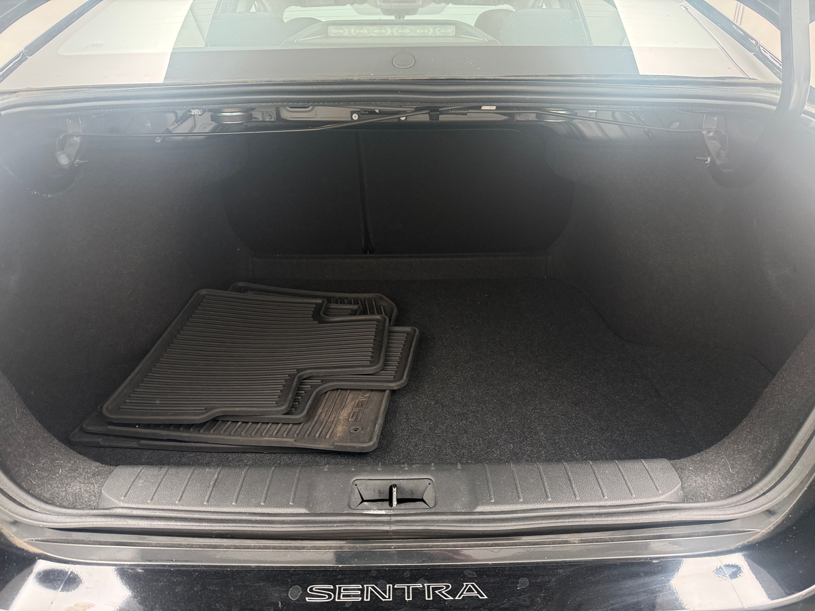Thumbnail: 2023 Nissan Sentra - 7