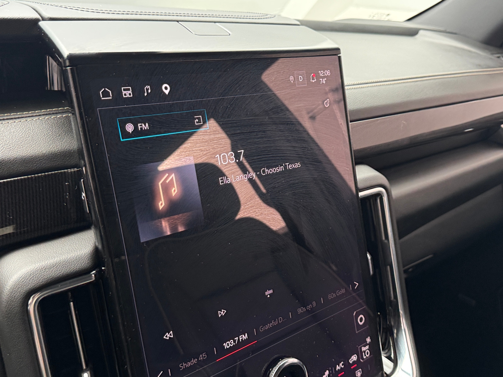 Thumbnail: 2025 GMC Yukon - 3