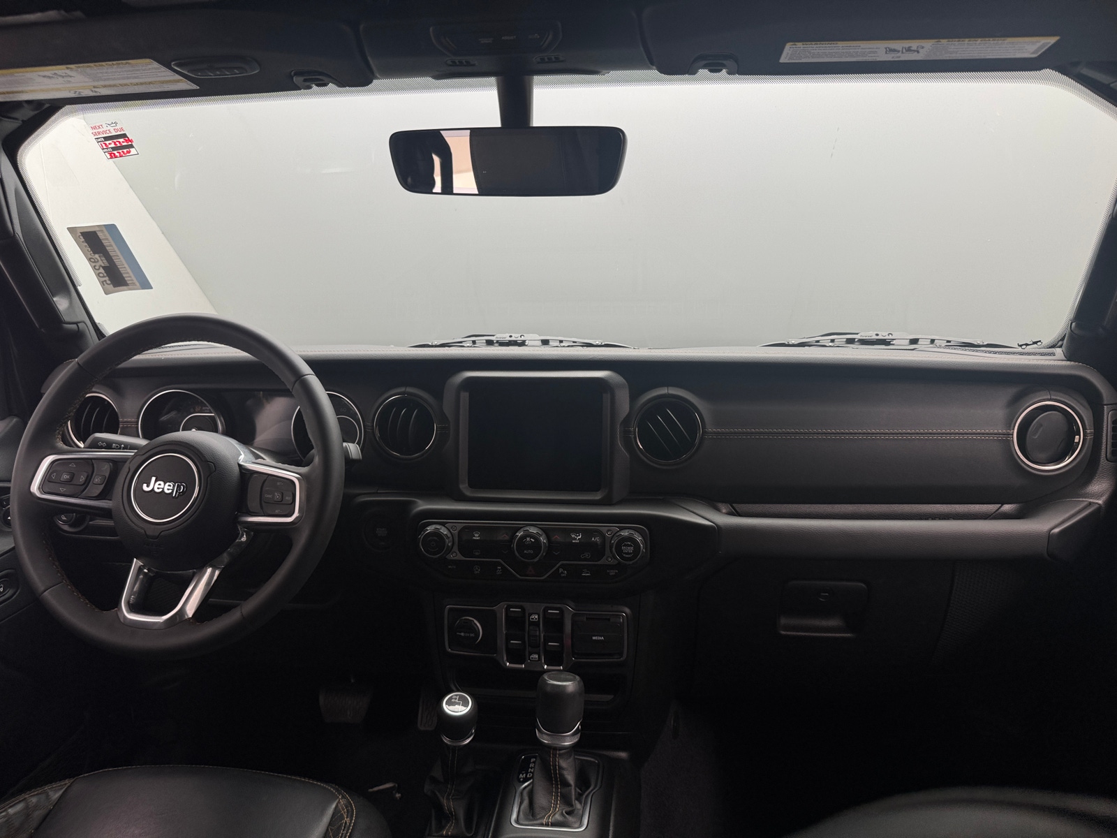Thumbnail: 2023 Jeep Gladiator - 2
