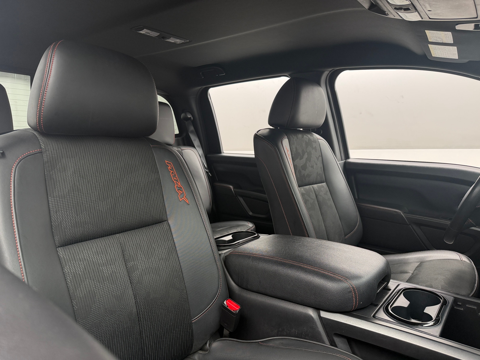 Thumbnail: 2021 Nissan Titan - 2