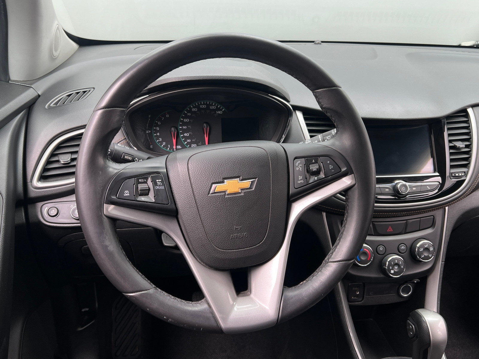 Thumbnail: 2018 Chevrolet Trax - 4