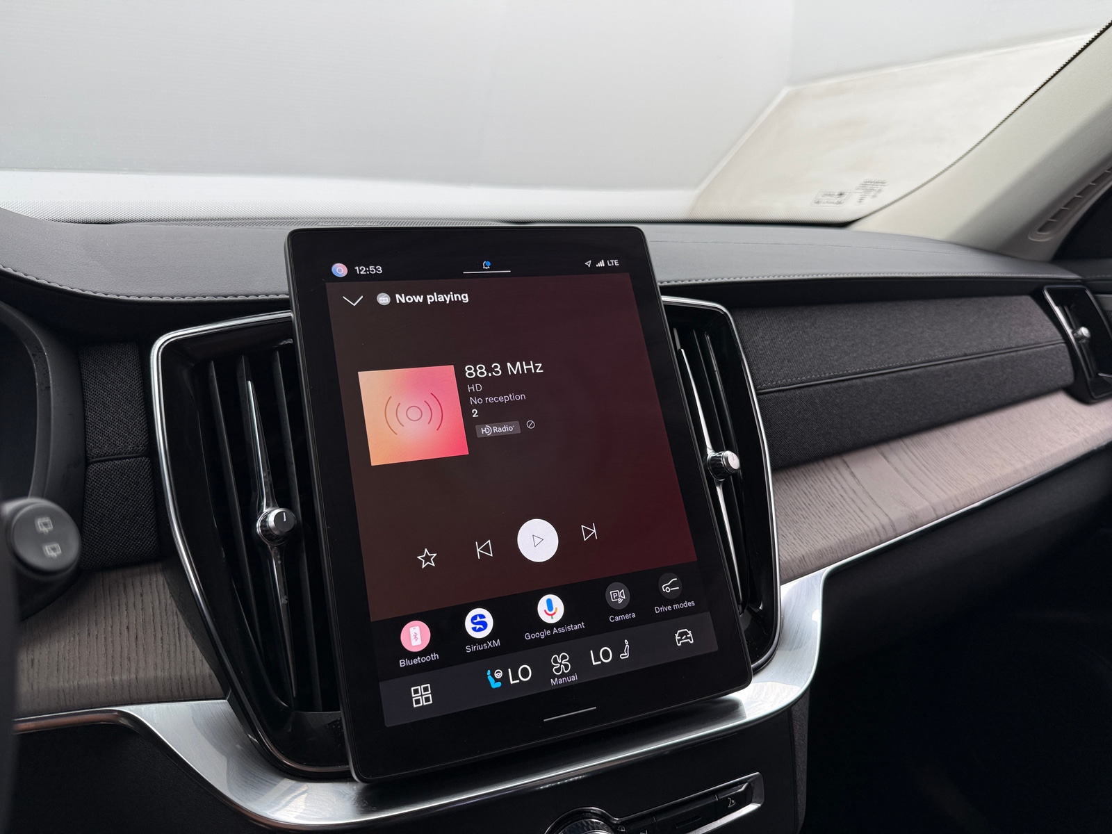 Thumbnail: 2025 Volvo XC90 - 3
