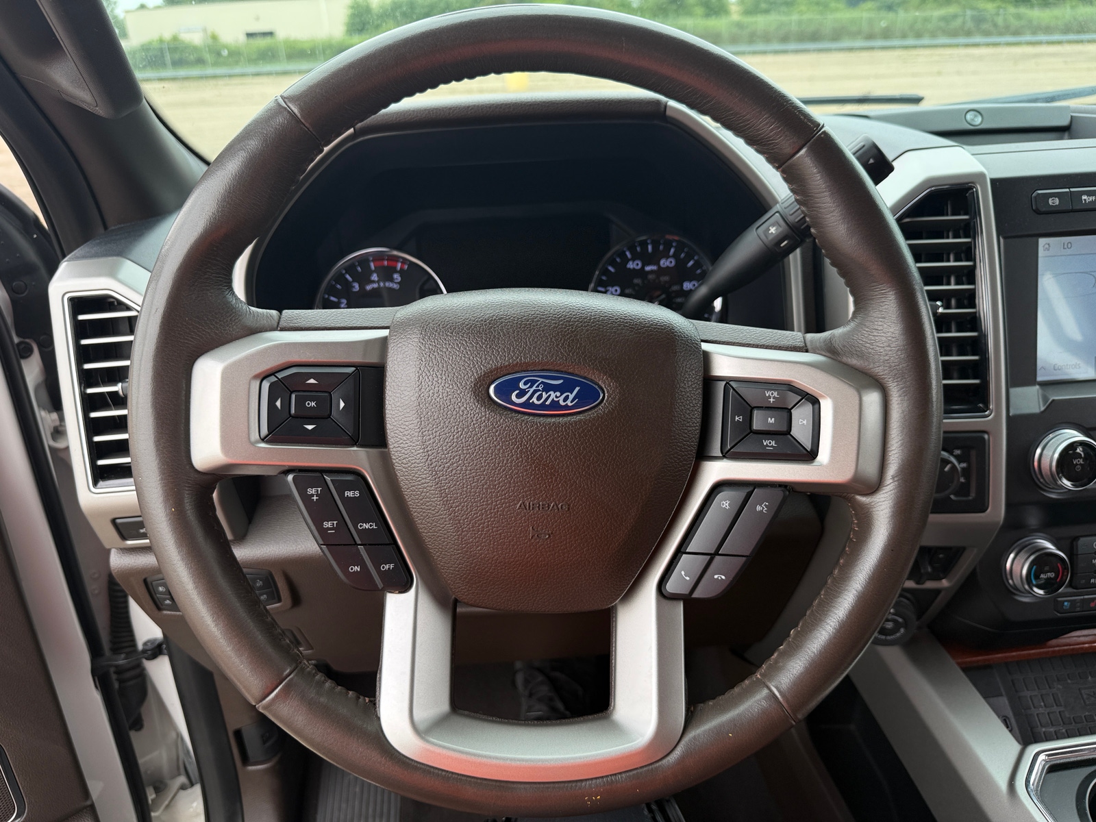 Thumbnail: 2020 Ford Econoline - 4