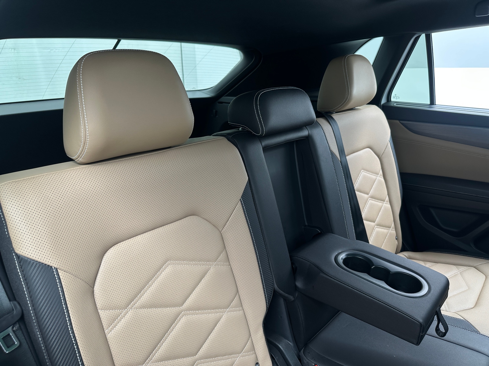 Thumbnail: 2026 Volkswagen Atlas - 6