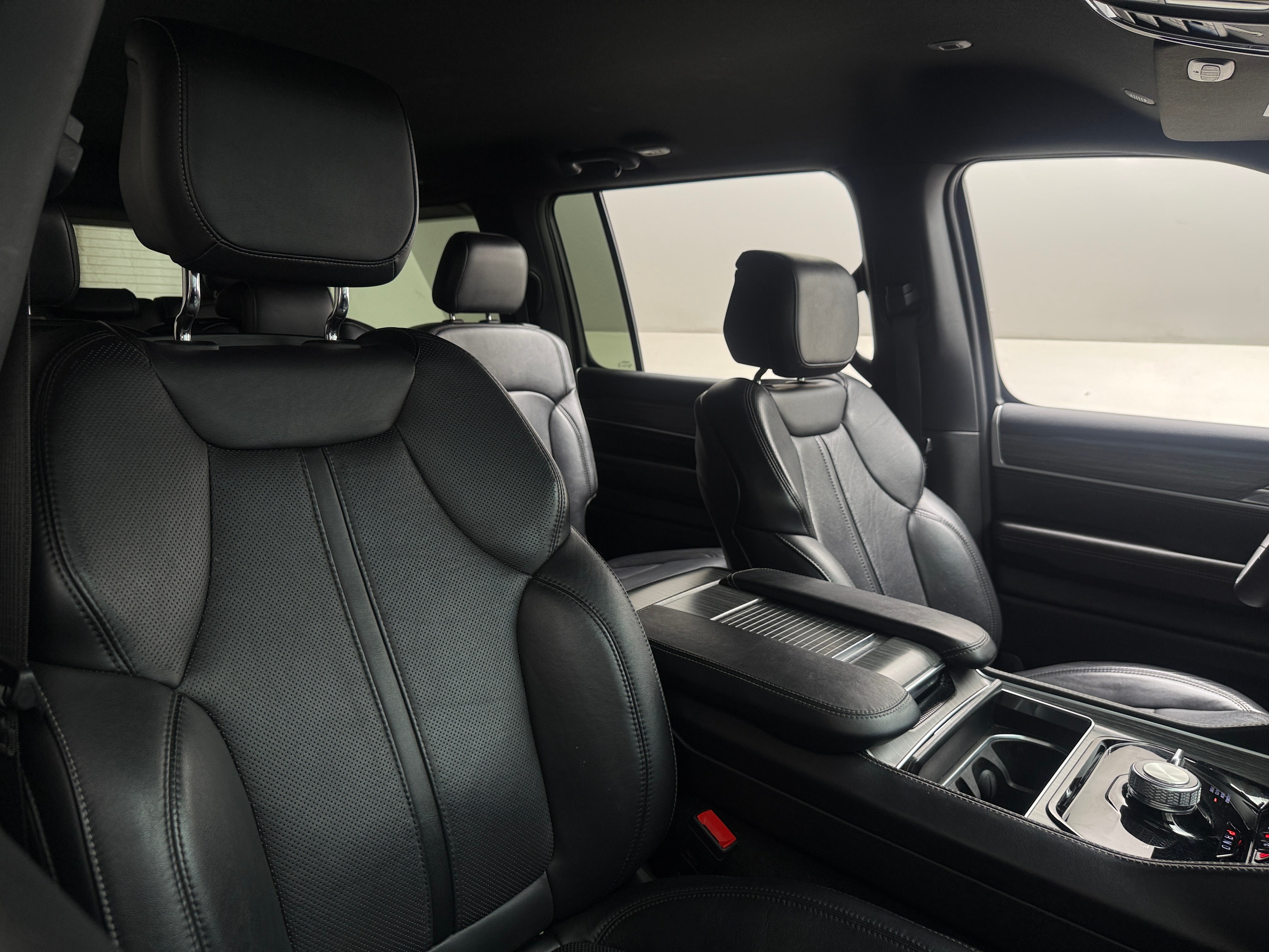 2024 Jeep Wagoneer