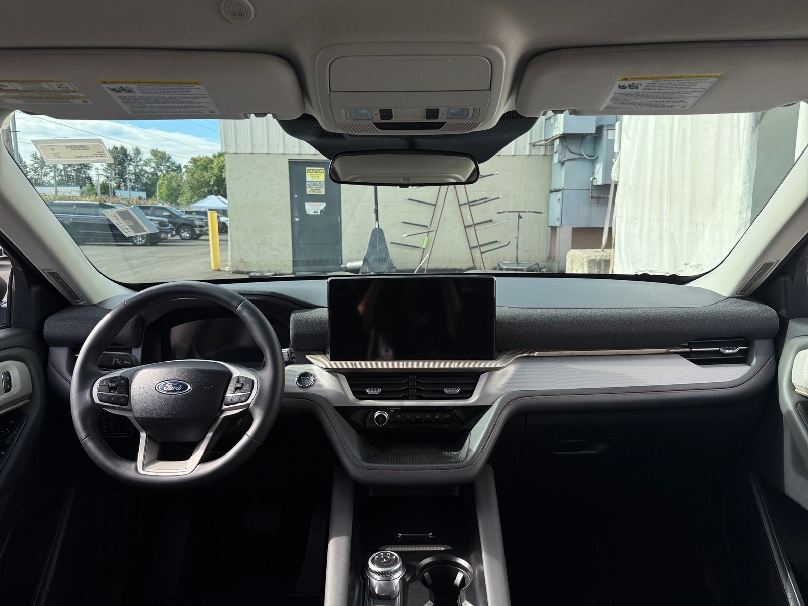 Thumbnail: 2025 Ford Explorer - 3