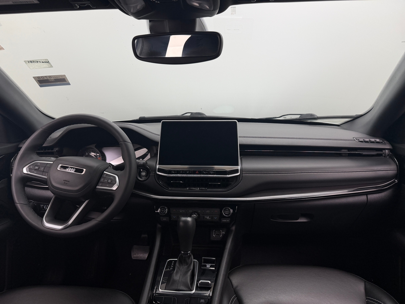 Thumbnail: 2023 Jeep Compass - 3
