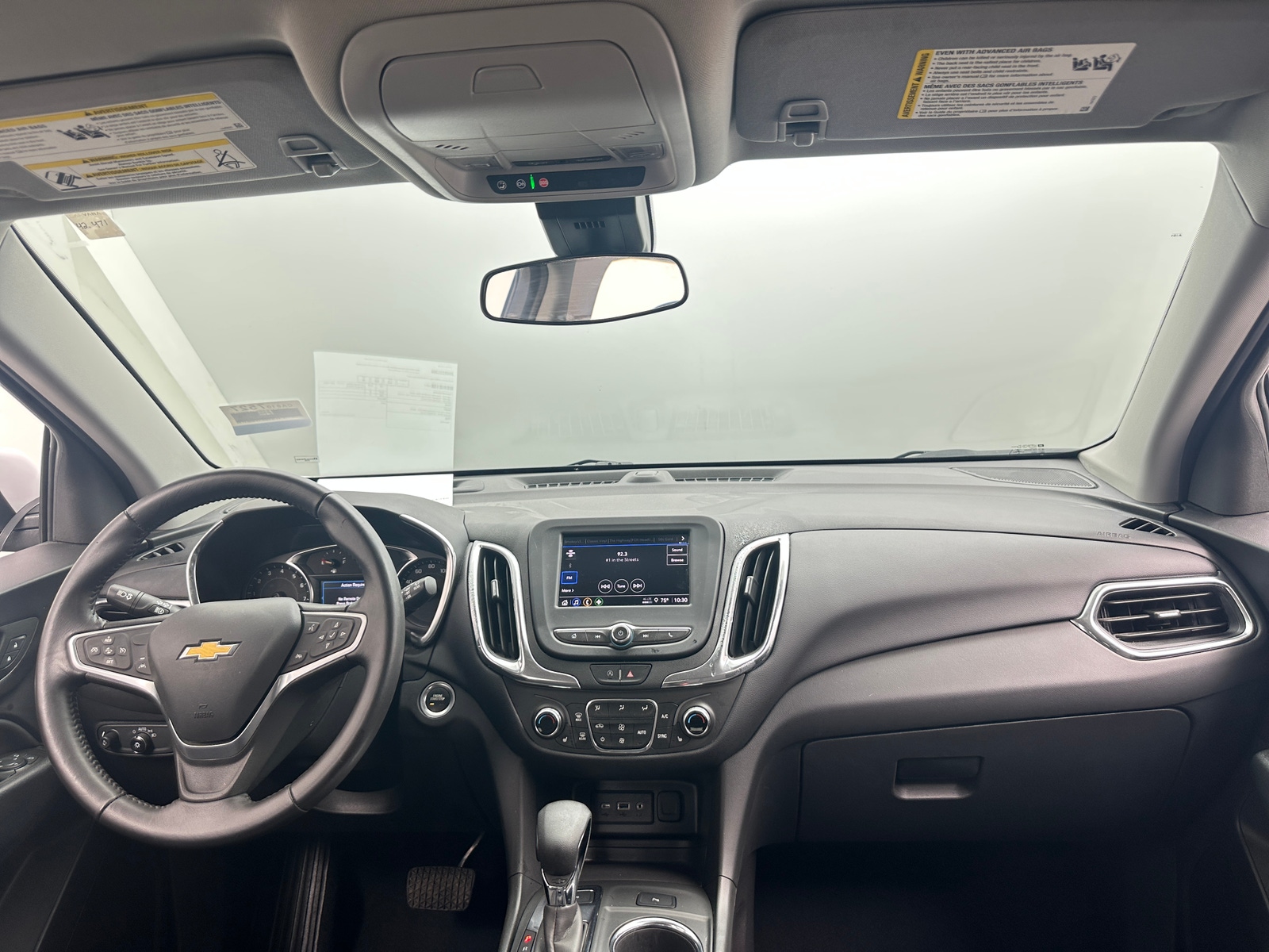 Thumbnail: 2022 Chevrolet Equinox - 3
