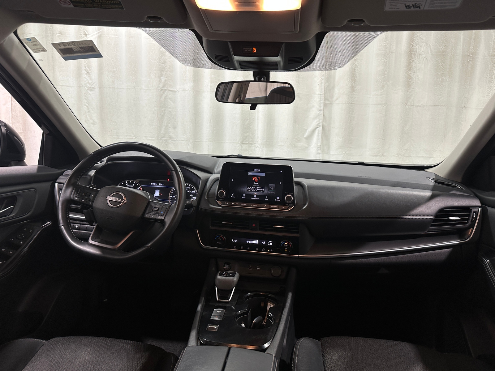 Thumbnail: 2025 Nissan Rogue - 3