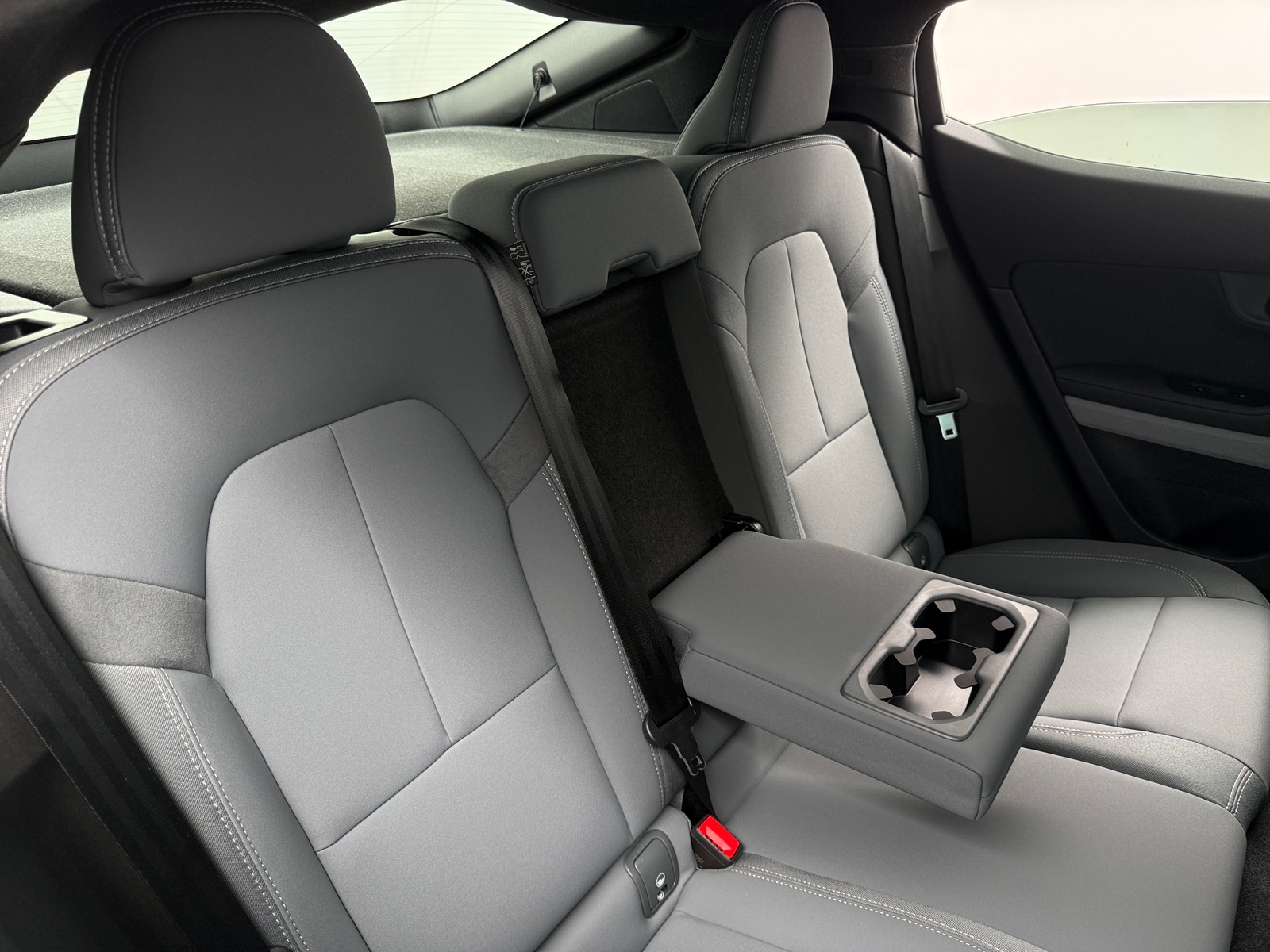 Thumbnail: 2022 Polestar 2 - 6