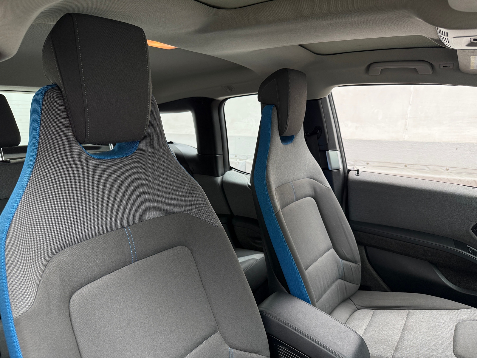 Thumbnail: 2018 BMW i3 - 2