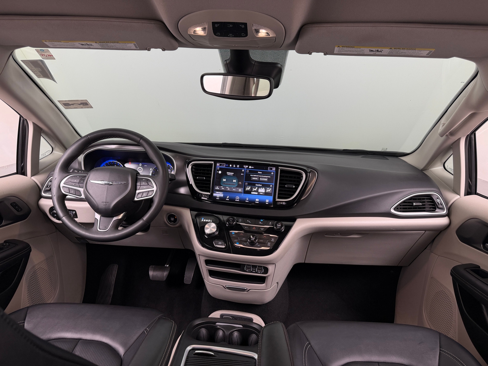 Thumbnail: 2024 Chrysler Pacifica - 2