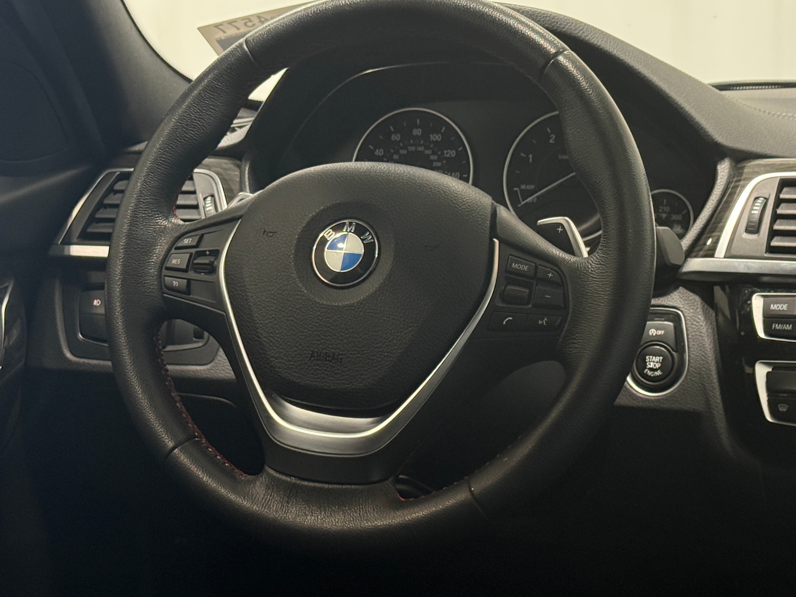 Thumbnail: 2018 BMW 3 Series - 4