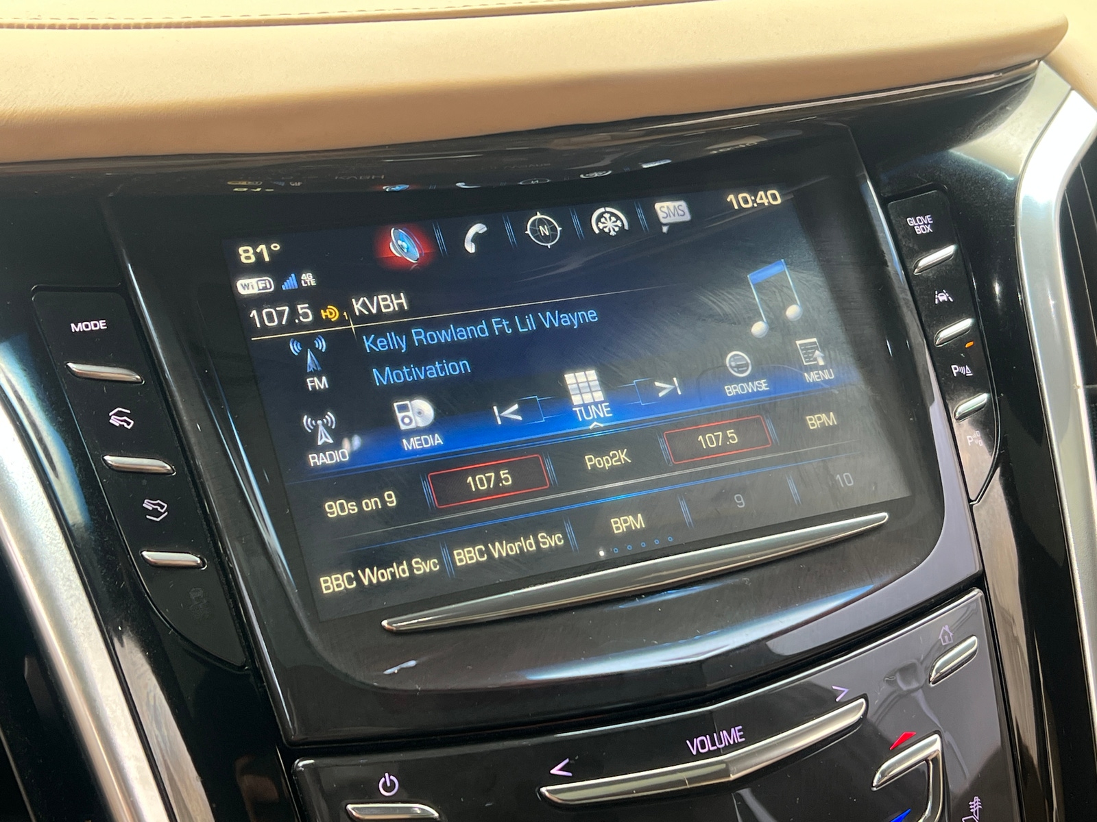 Thumbnail: 2019 Cadillac Escalade - 3