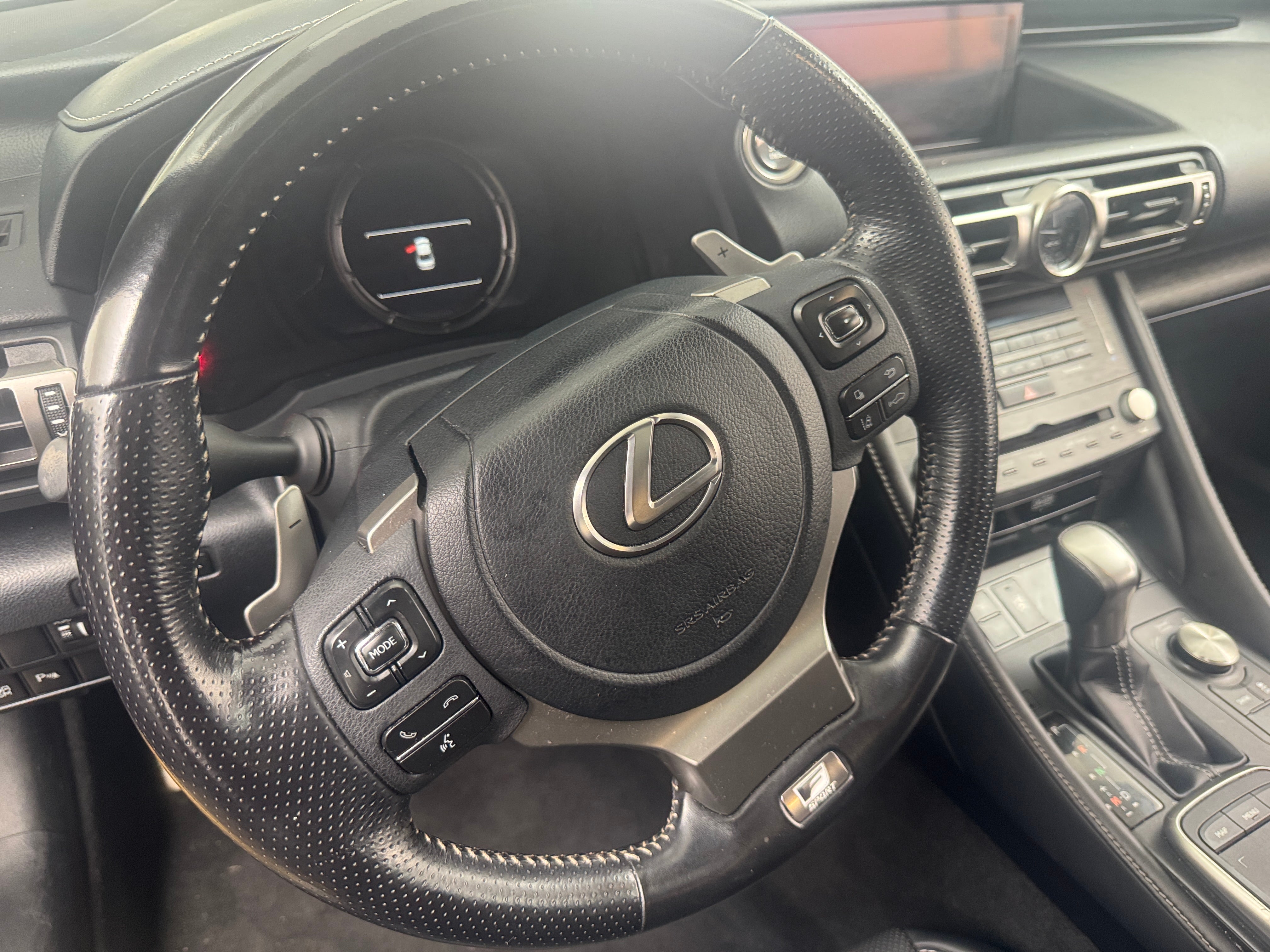2022 Lexus RC 21