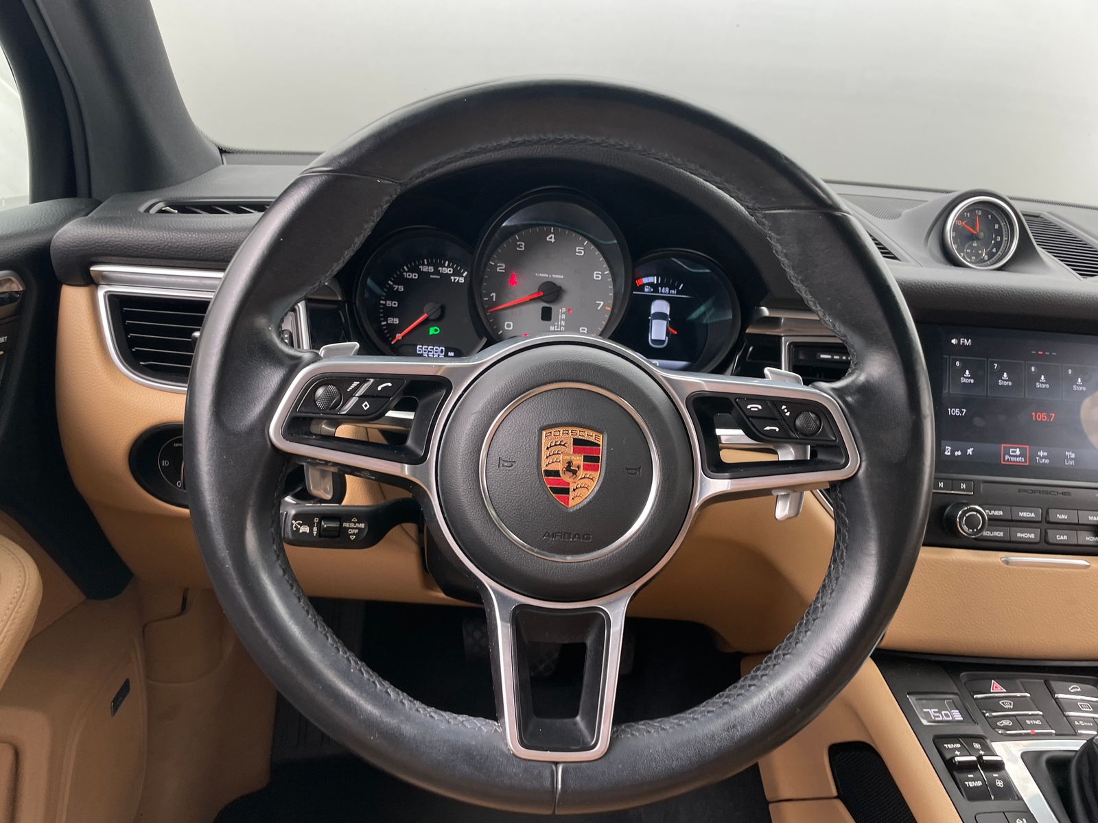 Thumbnail: 2018 Porsche Macan - 4