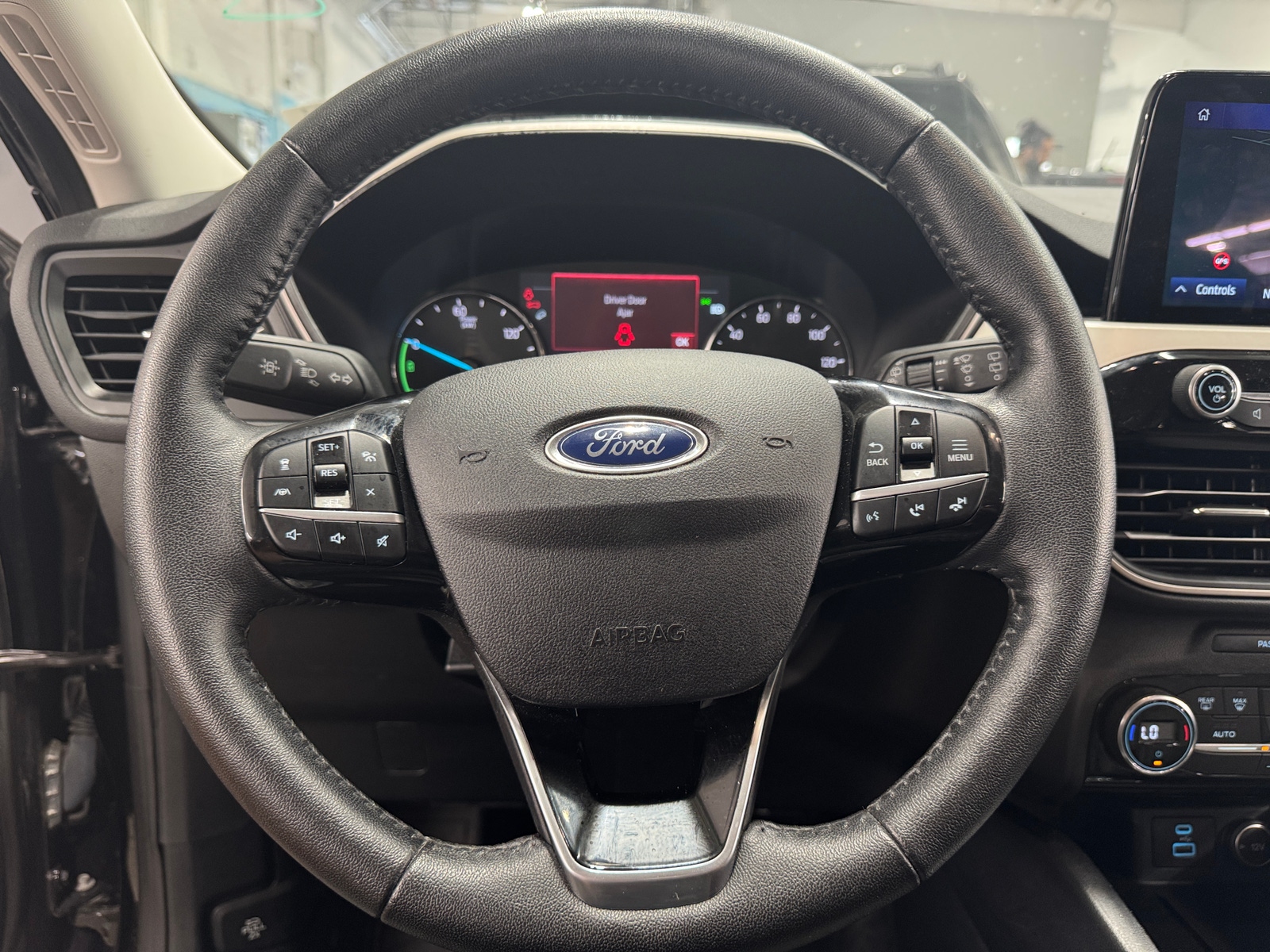 Thumbnail: 2021 Ford Escape - 5