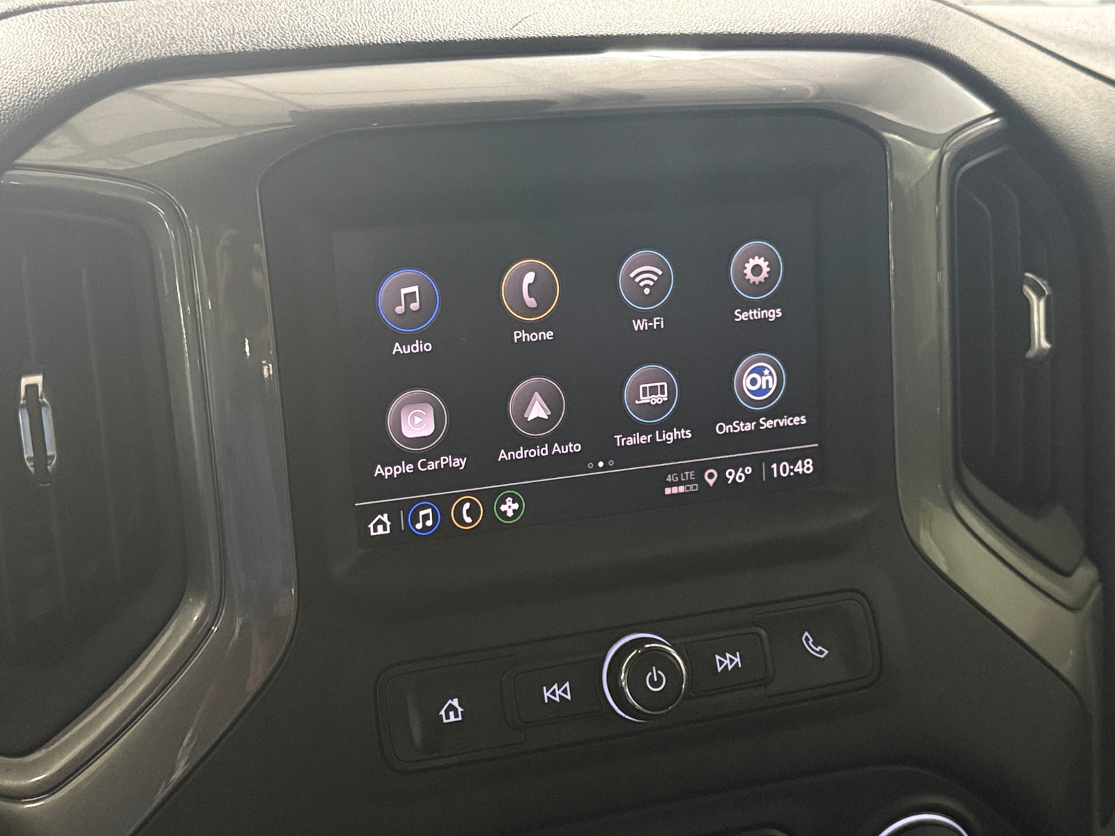 Thumbnail: 2022 Chevrolet Silverado 1500 - 4