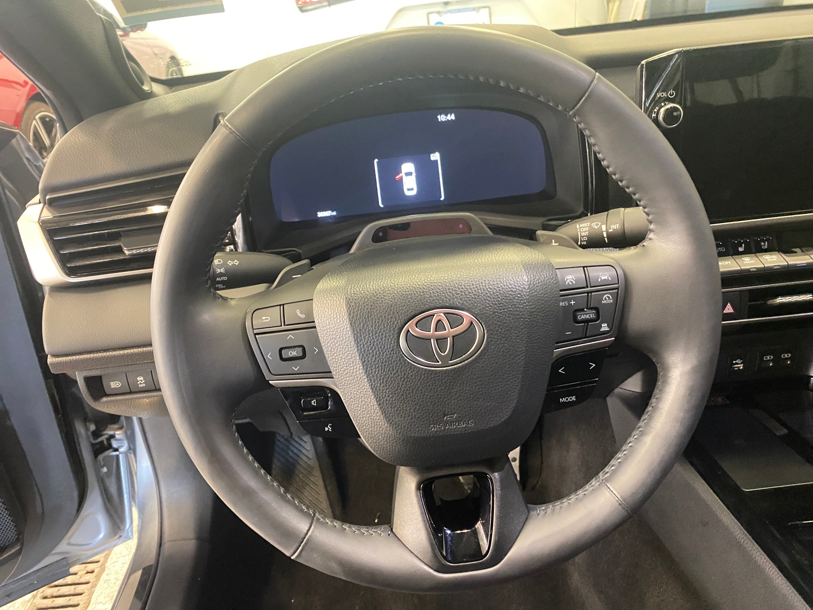 Thumbnail: 2025 Toyota Camry - 4