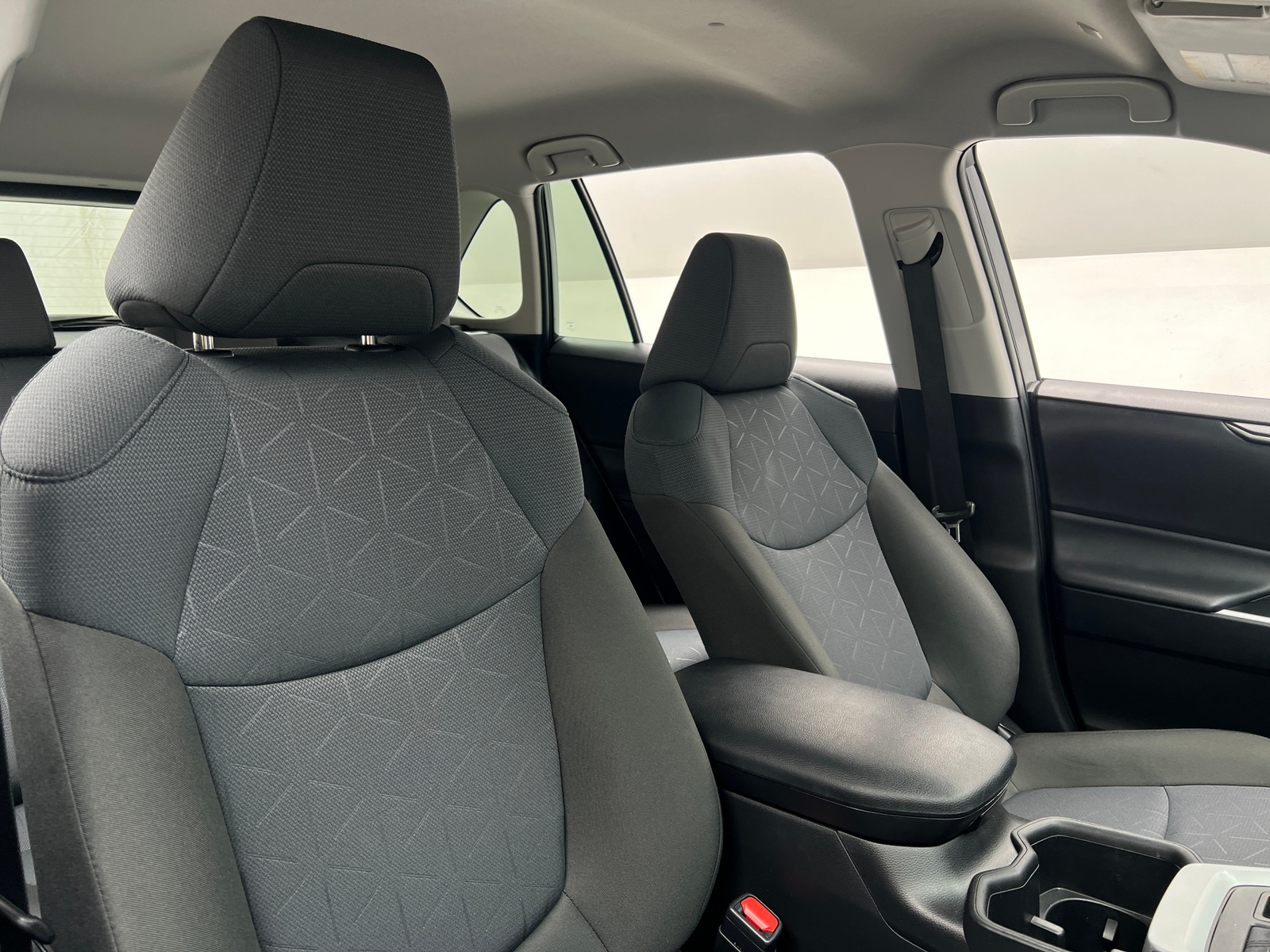 Thumbnail: 2025 Toyota RAV4 - 2