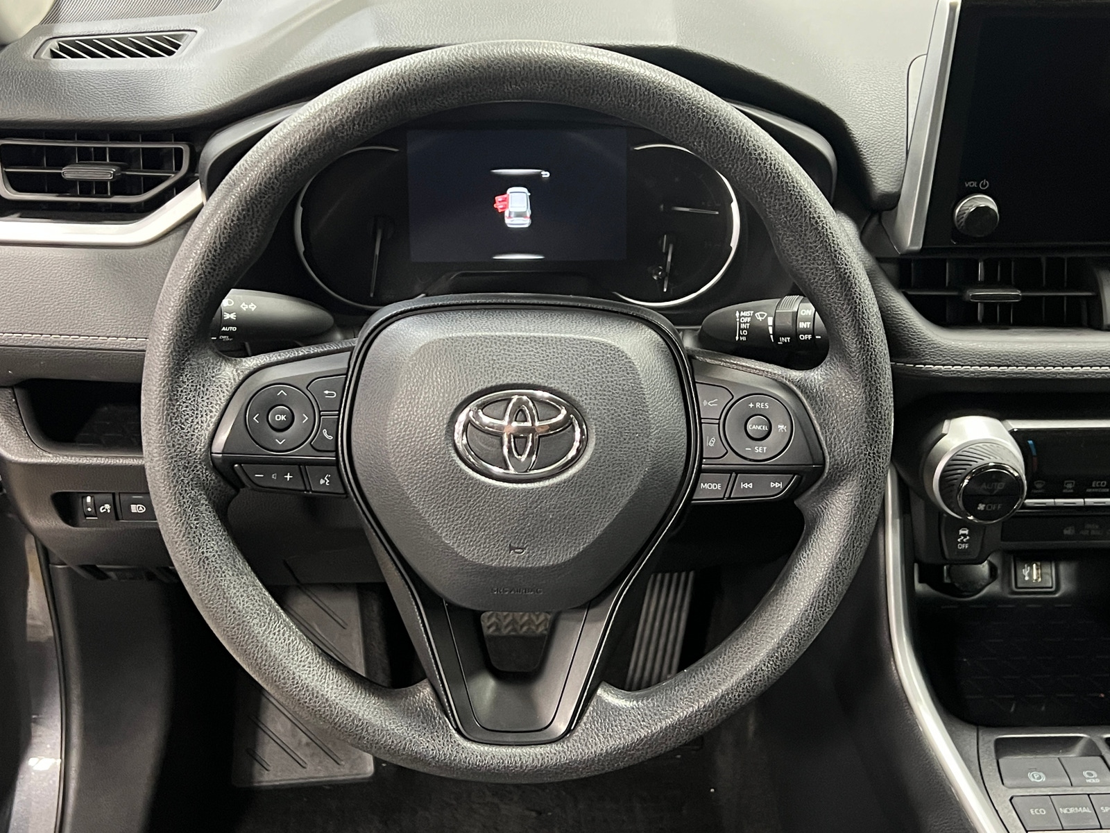 Thumbnail: 2025 Toyota RAV4 - 5