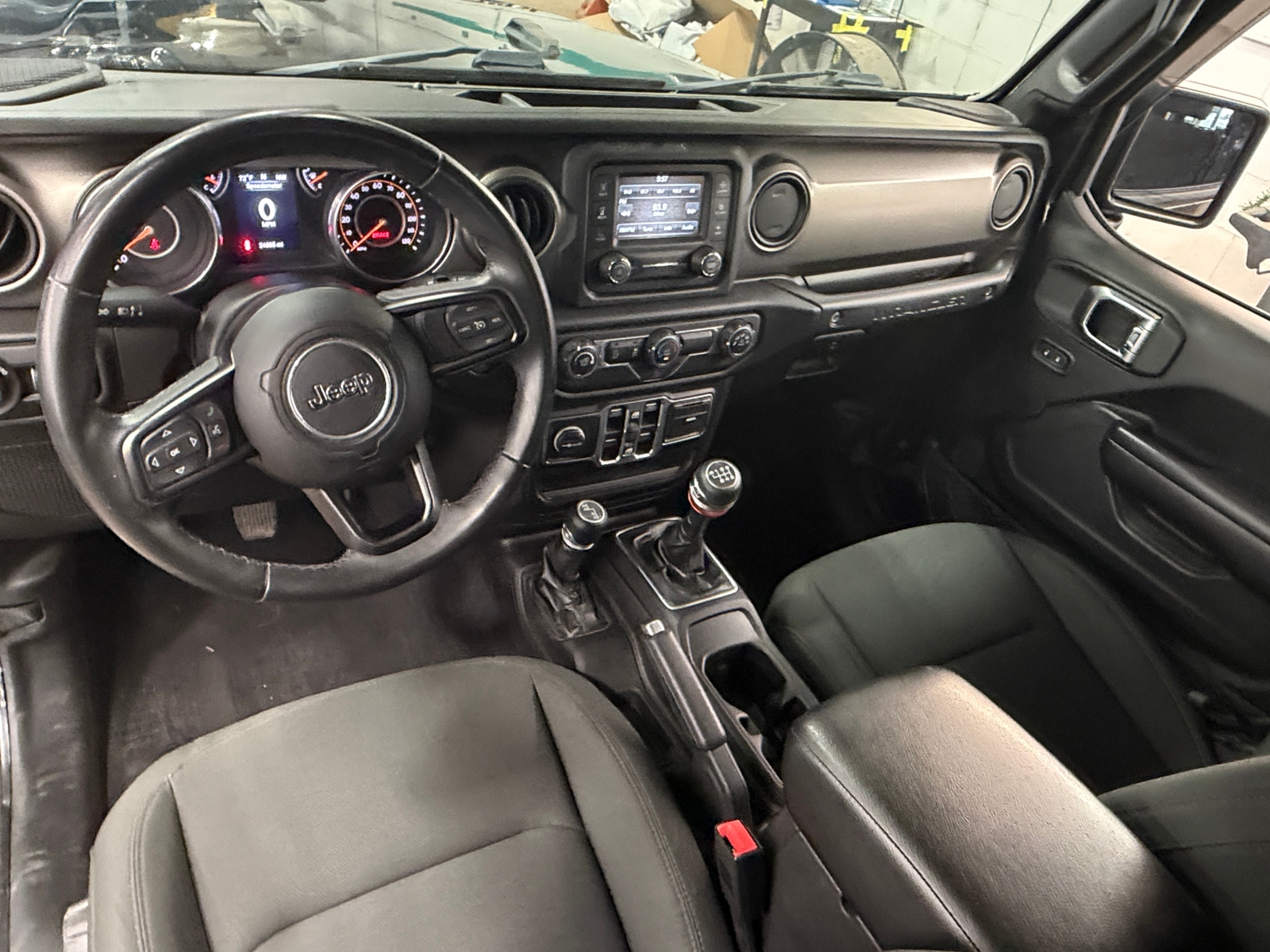 Thumbnail: 2018 Jeep Wrangler - 3