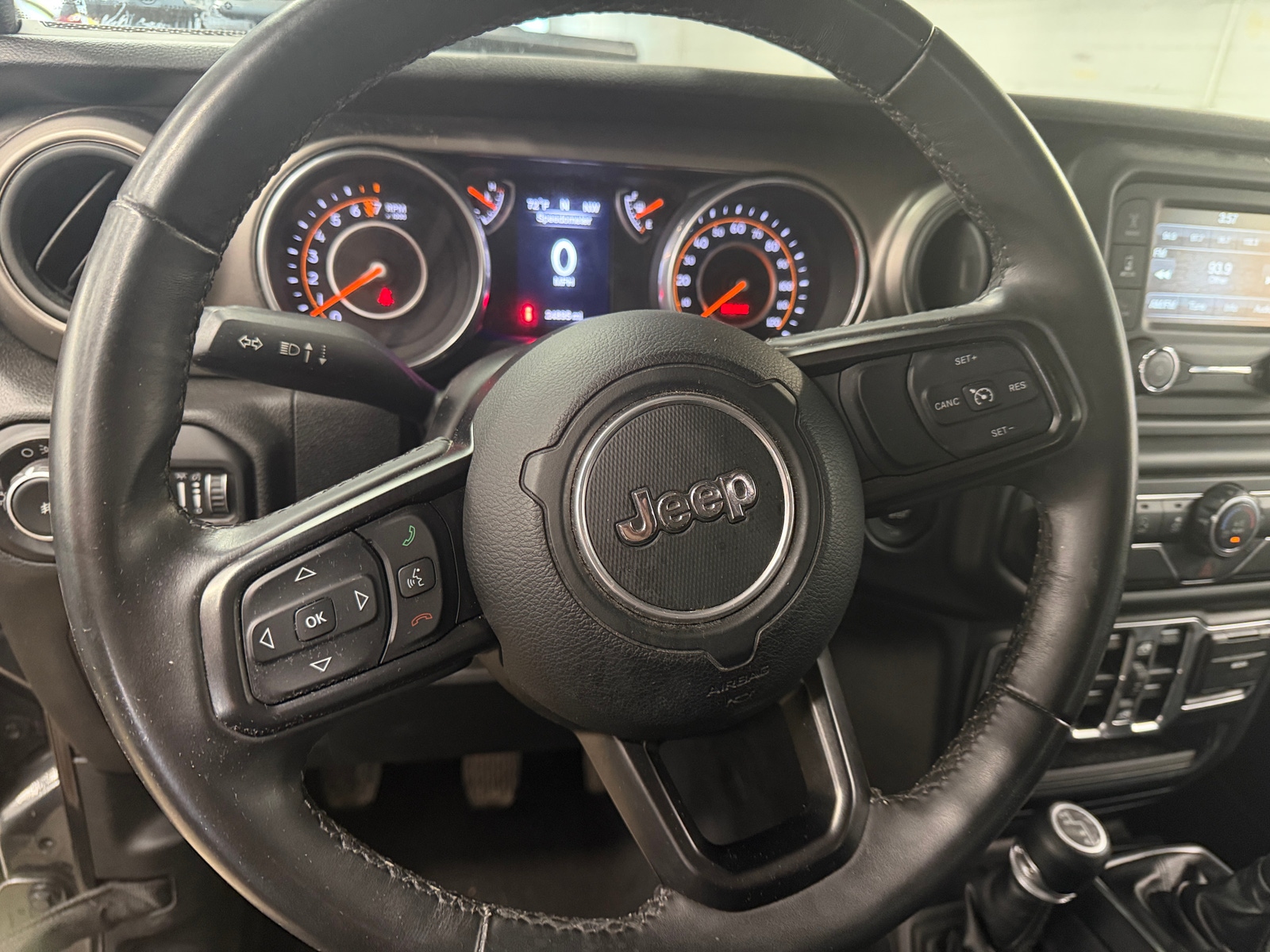 Thumbnail: 2018 Jeep Wrangler - 5
