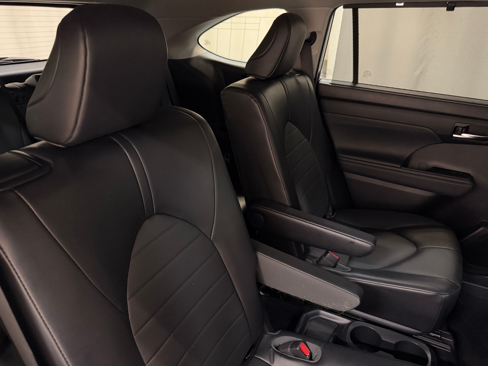 Thumbnail: 2022 Toyota Highlander - 5