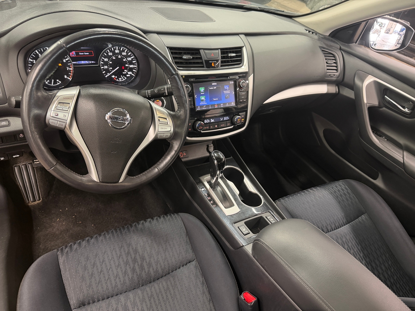 Thumbnail: 2018 Nissan Altima - 3