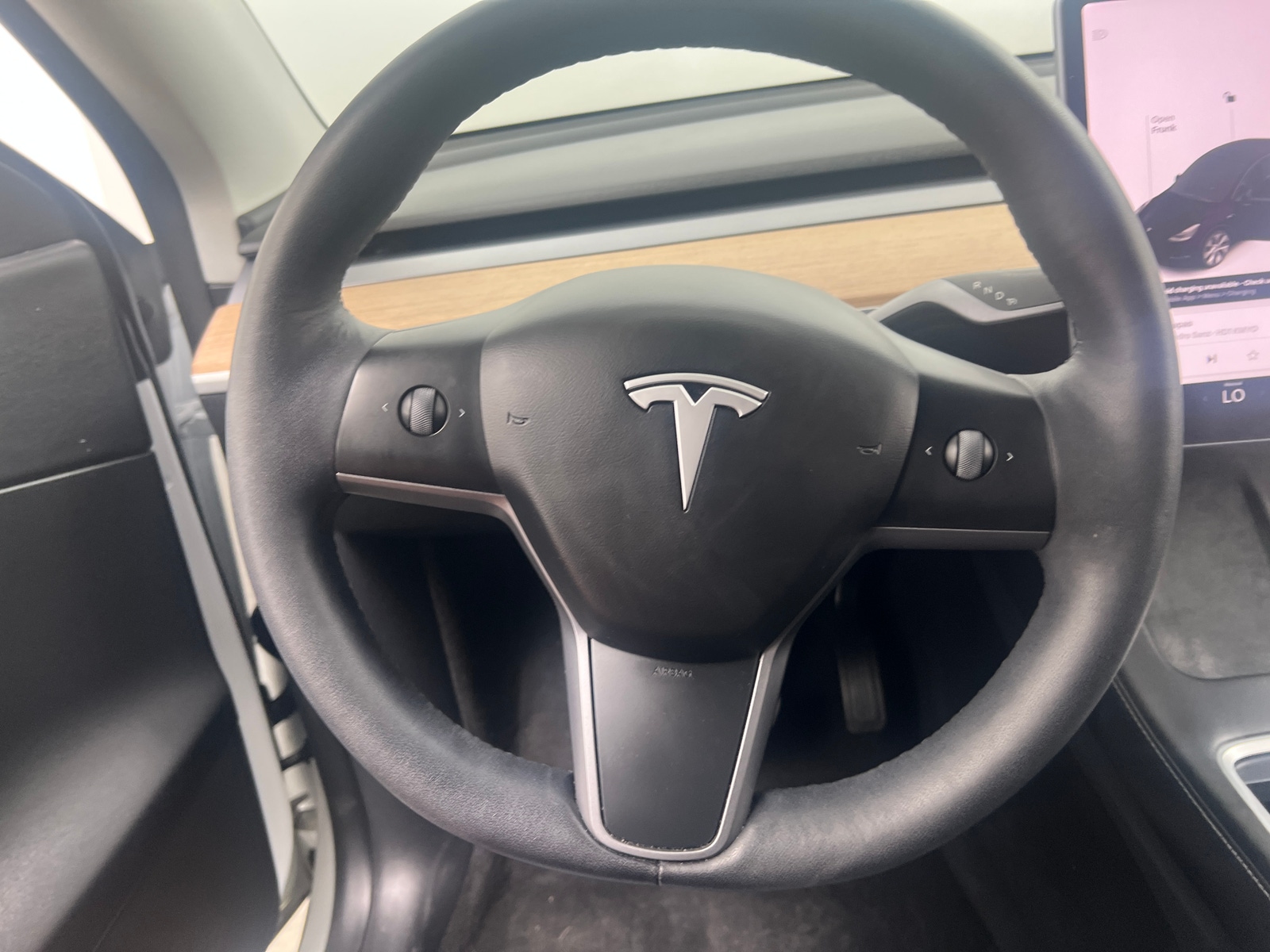 Thumbnail: 2022 Tesla Model Y - 4
