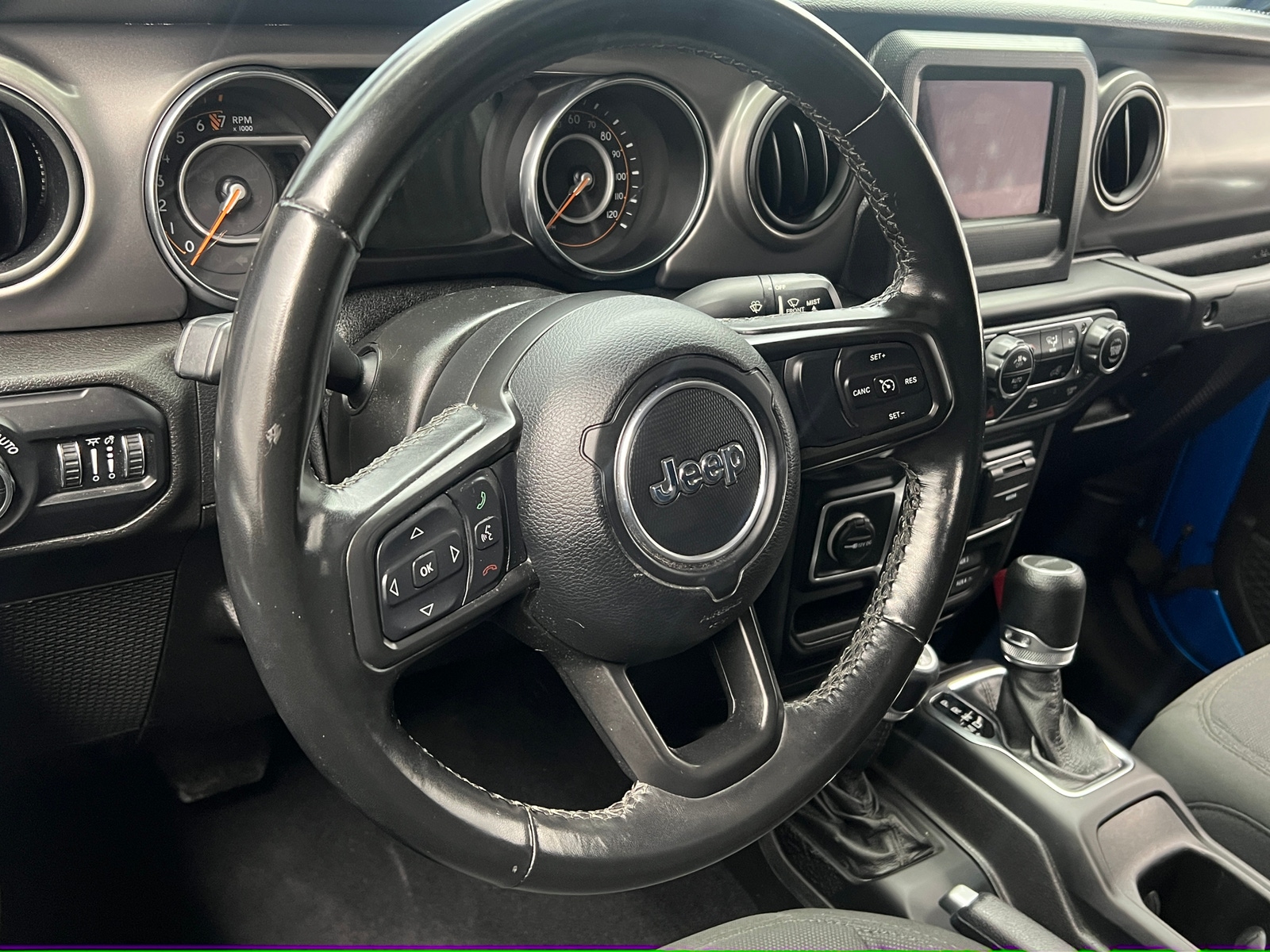 Thumbnail: 2021 Jeep Gladiator - 5