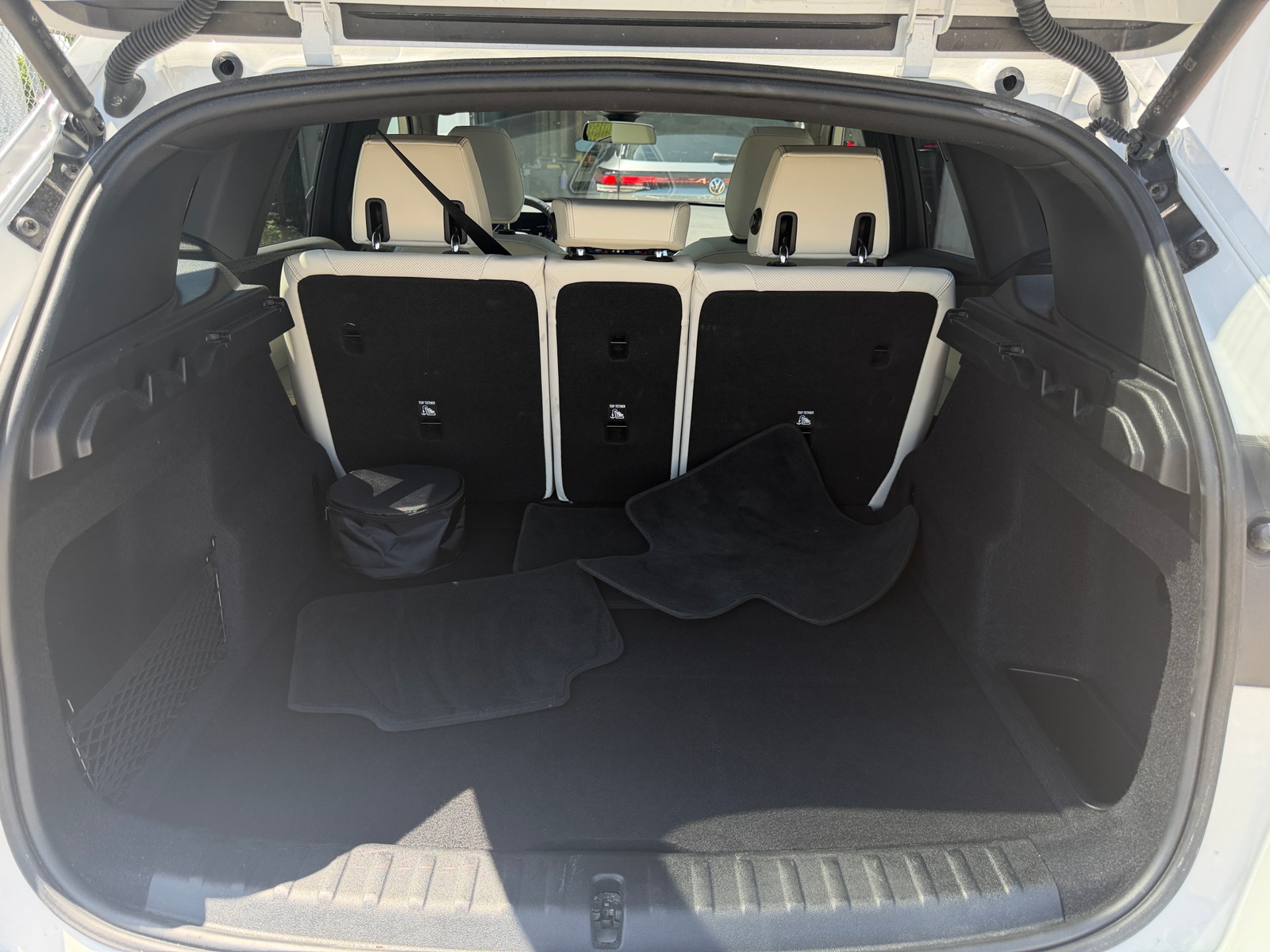 Thumbnail: 2026 BMW X1 - 6
