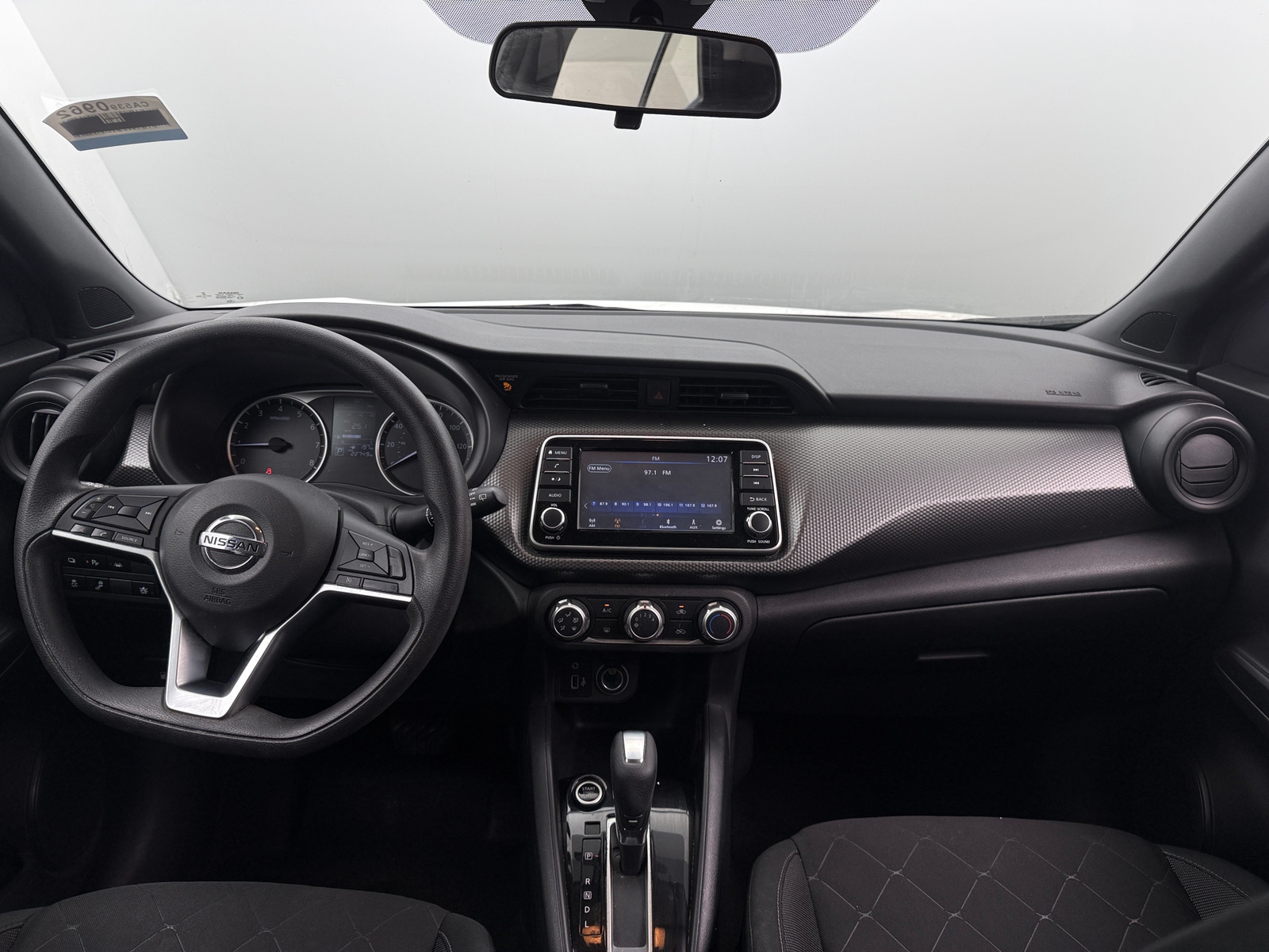 Thumbnail: 2020 Nissan Kicks - 3